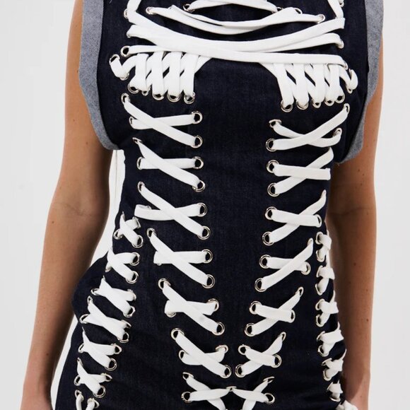 ALL ABOUT IT LACE UP MINI DRESS IN DENIM - L - Picture 7 of 7